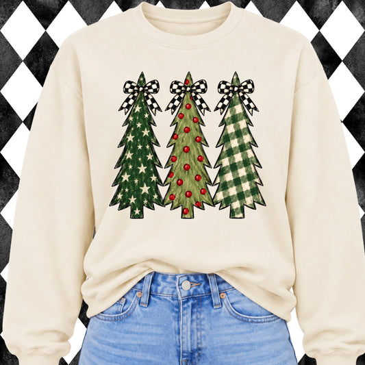 Checkered Bow Christmas Trees sweatshirt - Ivory